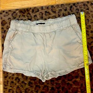 Sanctuary khaki shorts. Approximately 12 inches. Shorts.